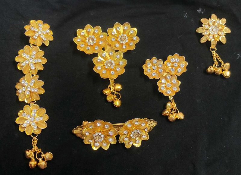 Gold Flower Hair Accessories Set