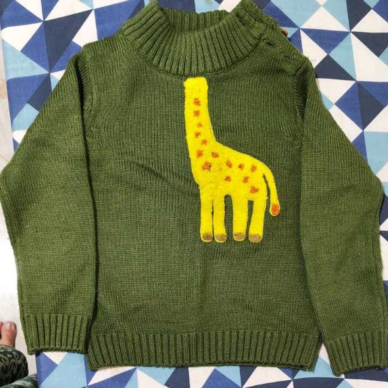 Cute Giraffe Sweater