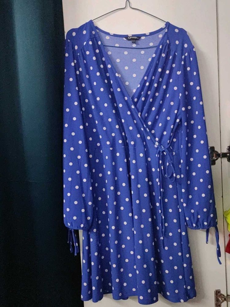 Chic Blue Polka Dot Dress