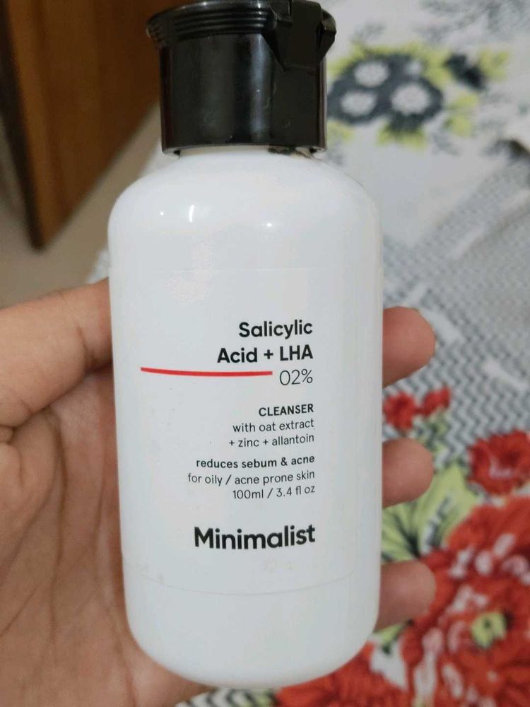 Minimalist Salicylic Acid Cleanser