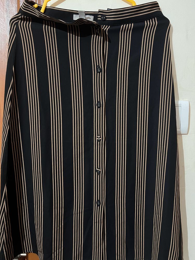 H&amp;M SKIRT🌻❤️