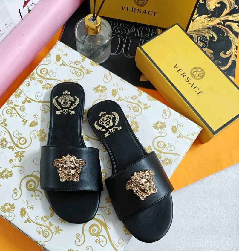 Versace Flats Premium Stock New Arrival