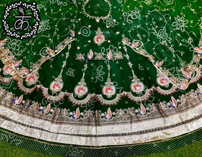 Totally New Fancy Chunnari Poshak