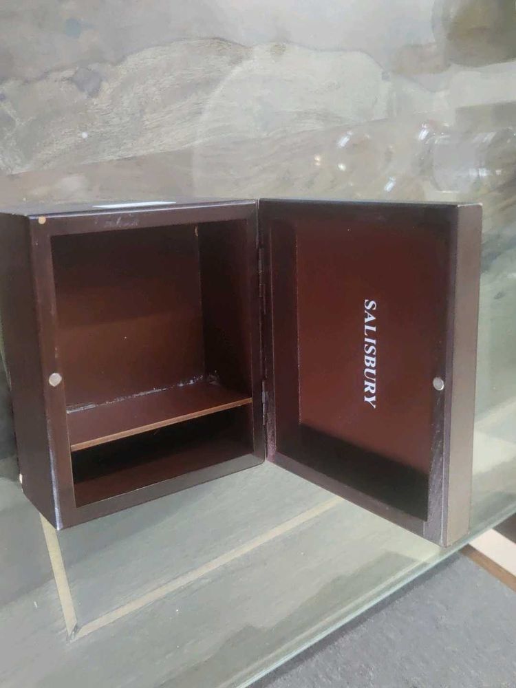 Salisbury Wooden Box