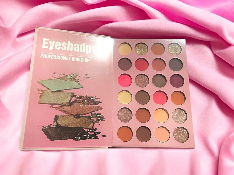 Book Makeup Pallete