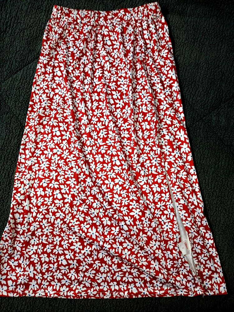 Sale!!!!! Urbanic - flower Printed Long Skirt