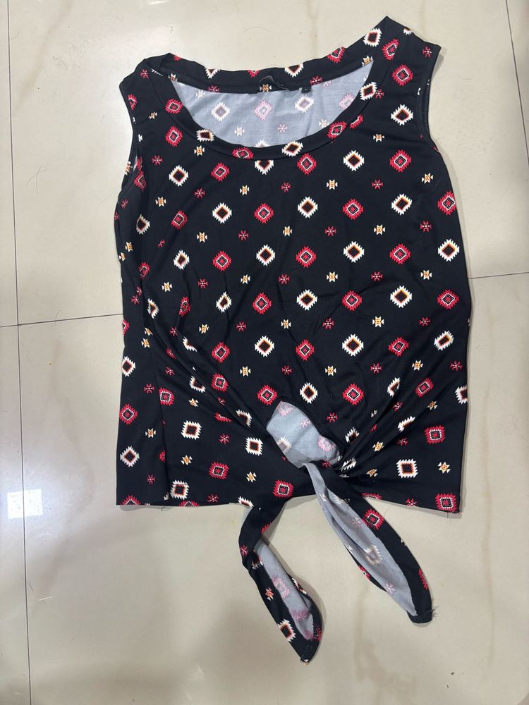 Trendy Tie-Front Sleeveless Top