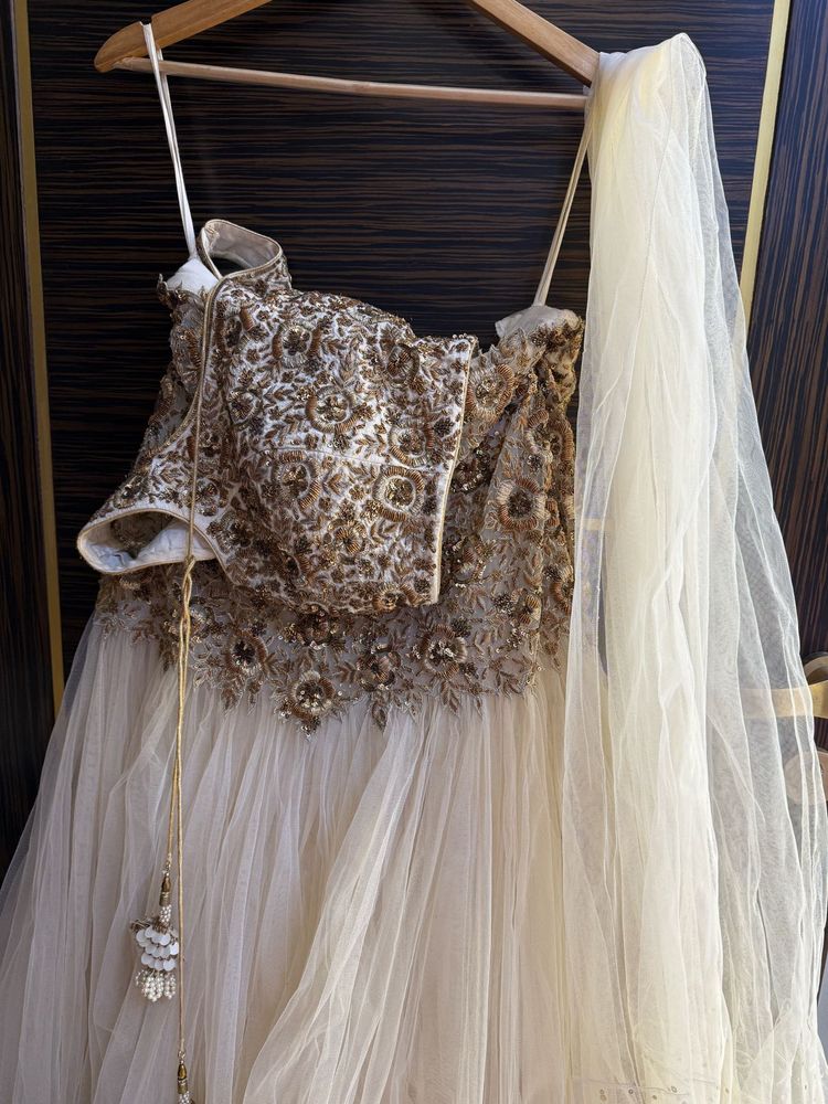 Fishcut Lehanga With Blouse And Frill Dupatta