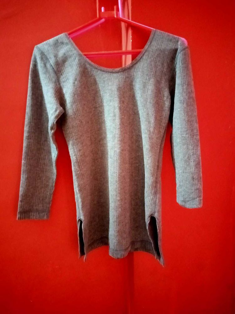 Gray Ribbed Knit Sweater Top
