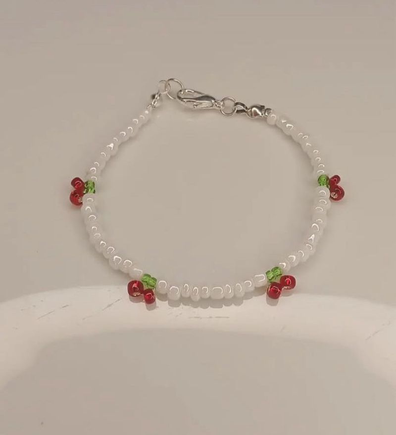Cherry Beaded Bracelet🍒