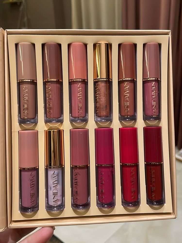 Branded Multishade Lipsticks