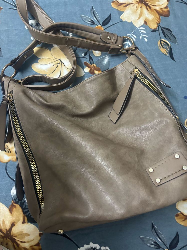 brown leather bag