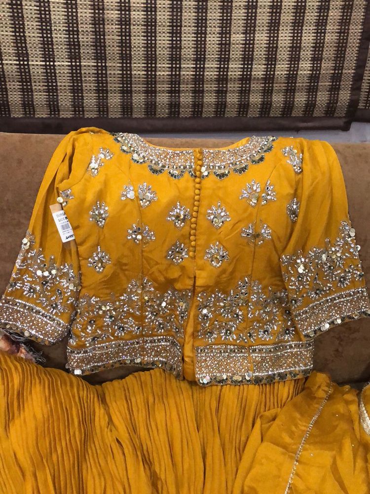 Elegant Mustard Yellow Embellished Outfits