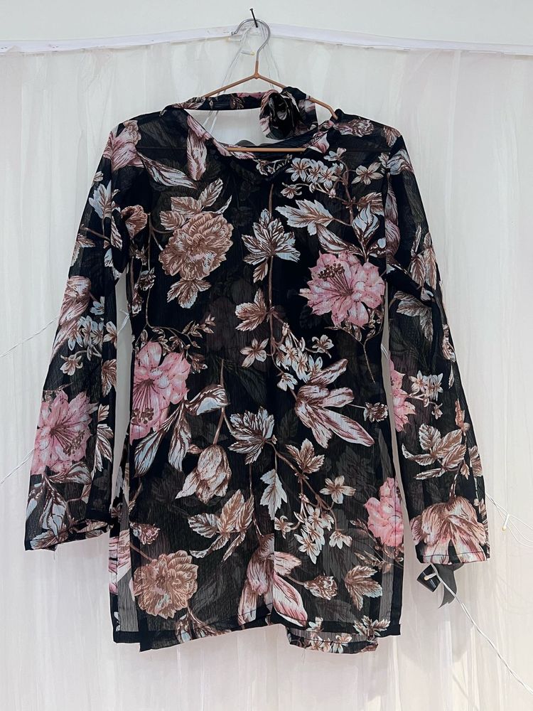 Floral Print Long Sleeve Top with poo style neck