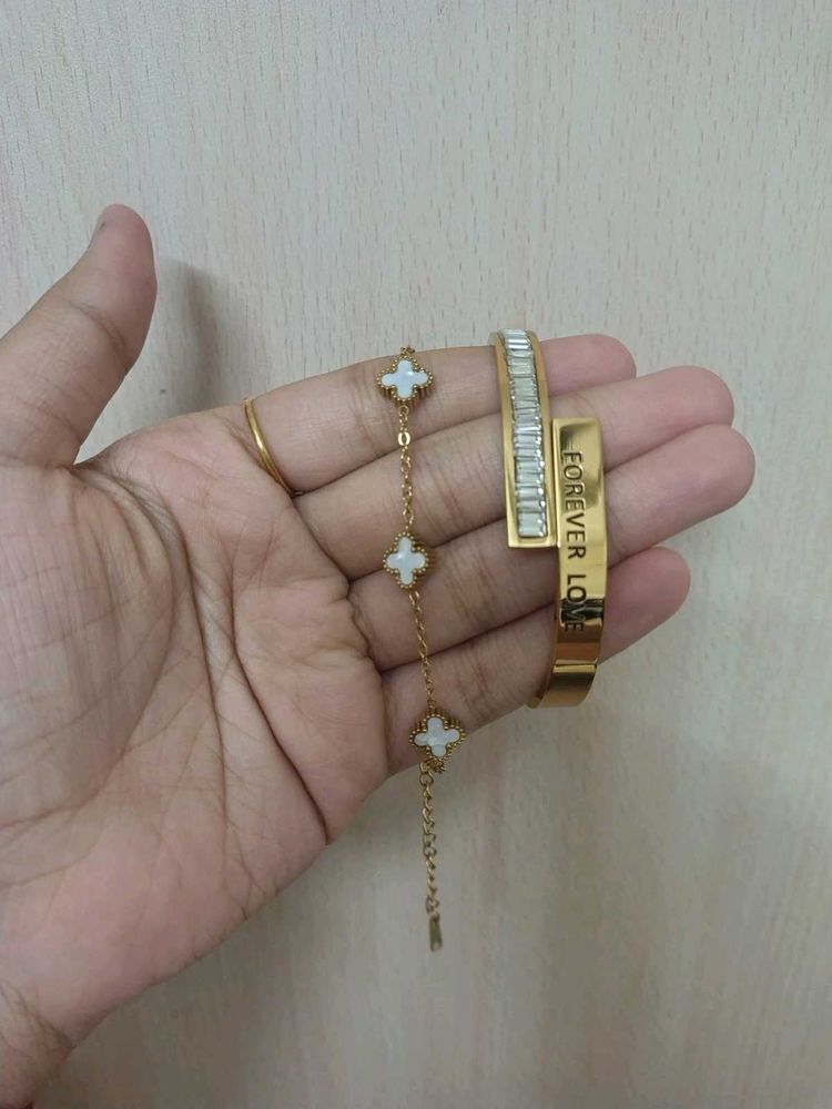 Anti tarnish Bracelet Stack 💛