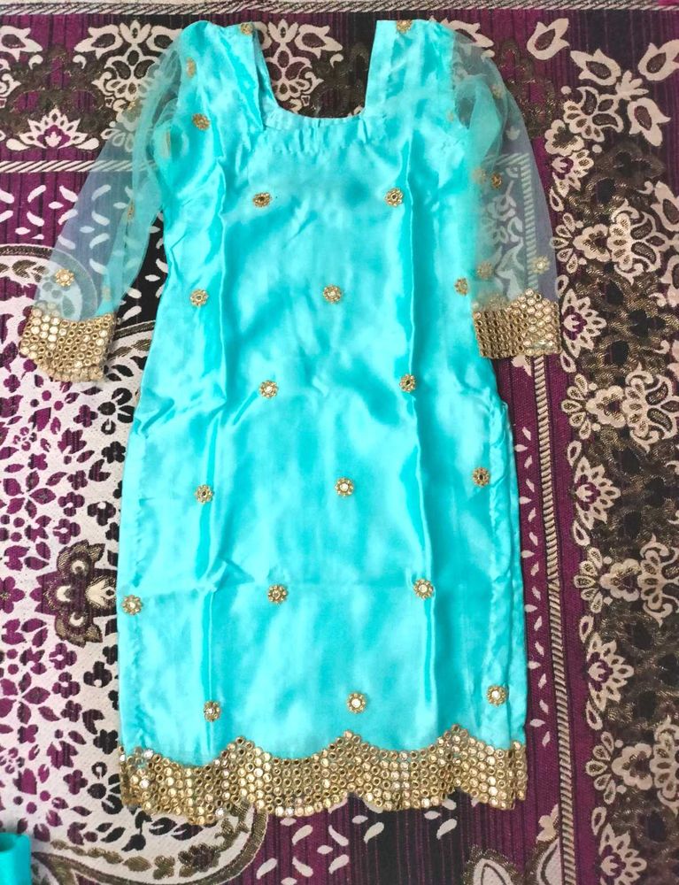 New Net Kurti With Dupatta, Looking Amazing