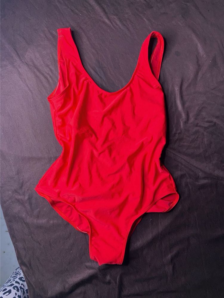 red bodysuit tank top❤️