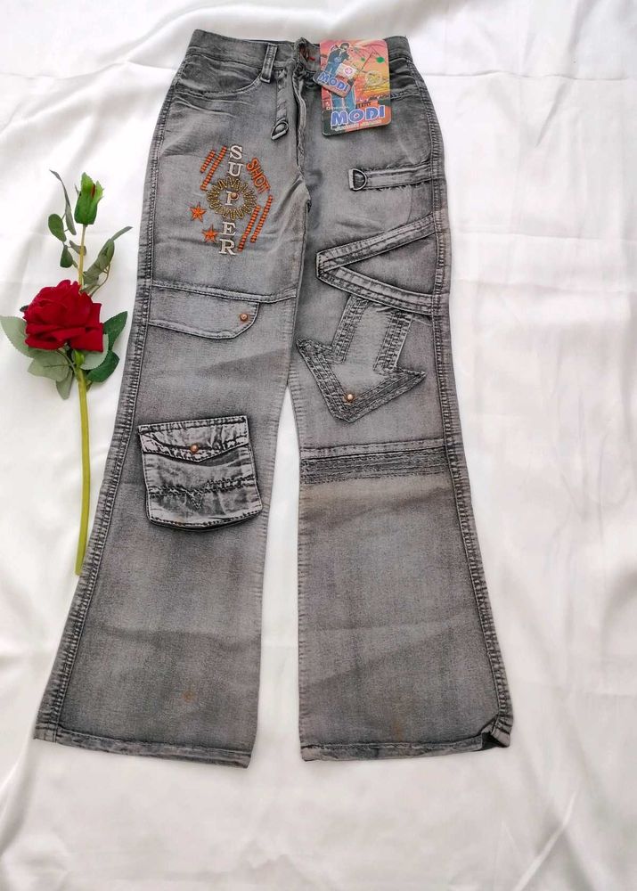 🩶 Straight Grey Cargo Jeans 🩶