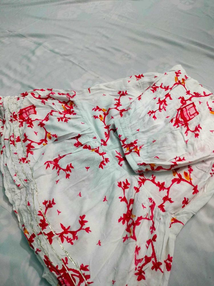 Red Floral Print Skirt