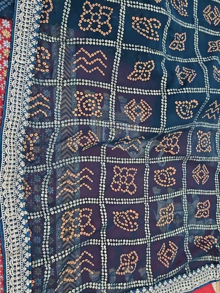 Bandhani saree with blouse
