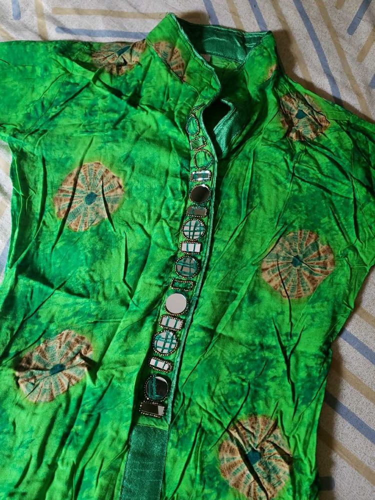 Green Embellished Kurta