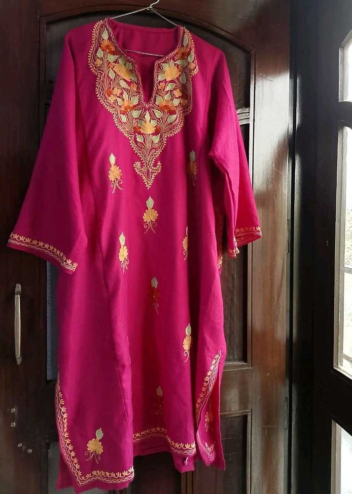 Wool Embroidered Kashmir Pheran