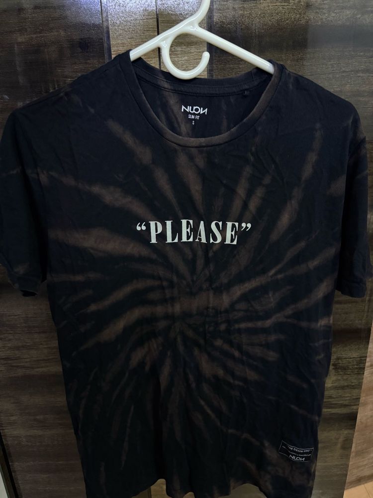 Nuon &#34;PLEASE&#34; Tie Dye Tee