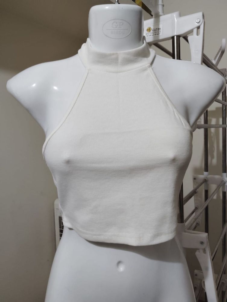 Xs- White Halter Neck Crop Top