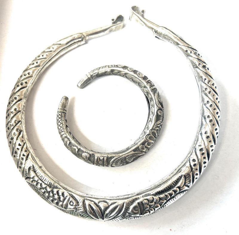 Vintage Meenakari Hasli With Bracelet