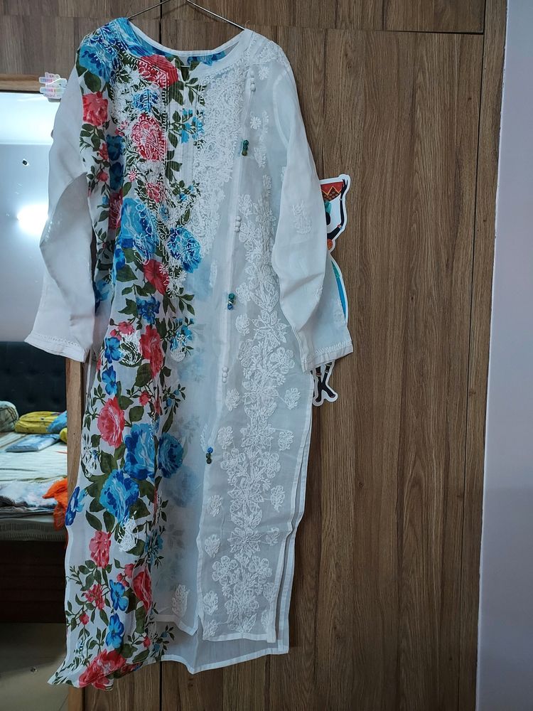 Beautiful PURE COTTON CHIKANKARI Kurti..