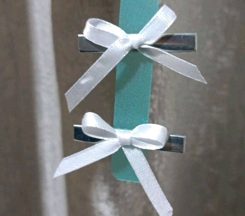 bow hair clip