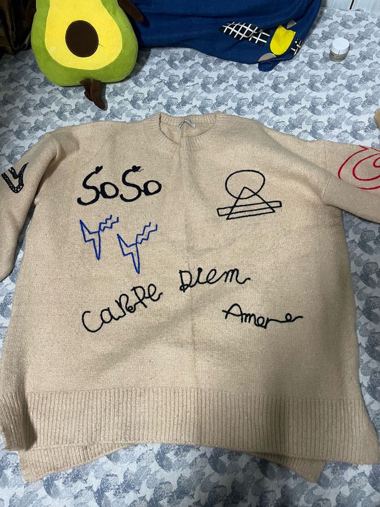 Graphic Print Sweater