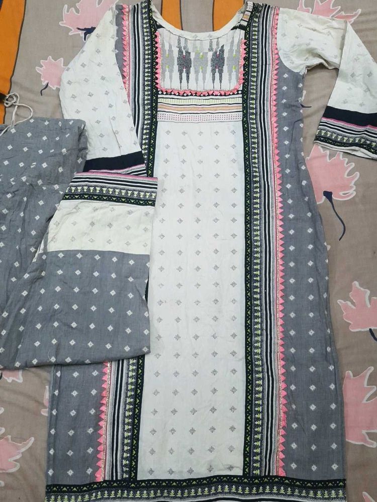 Kurta Set Of 2🖤🤍
