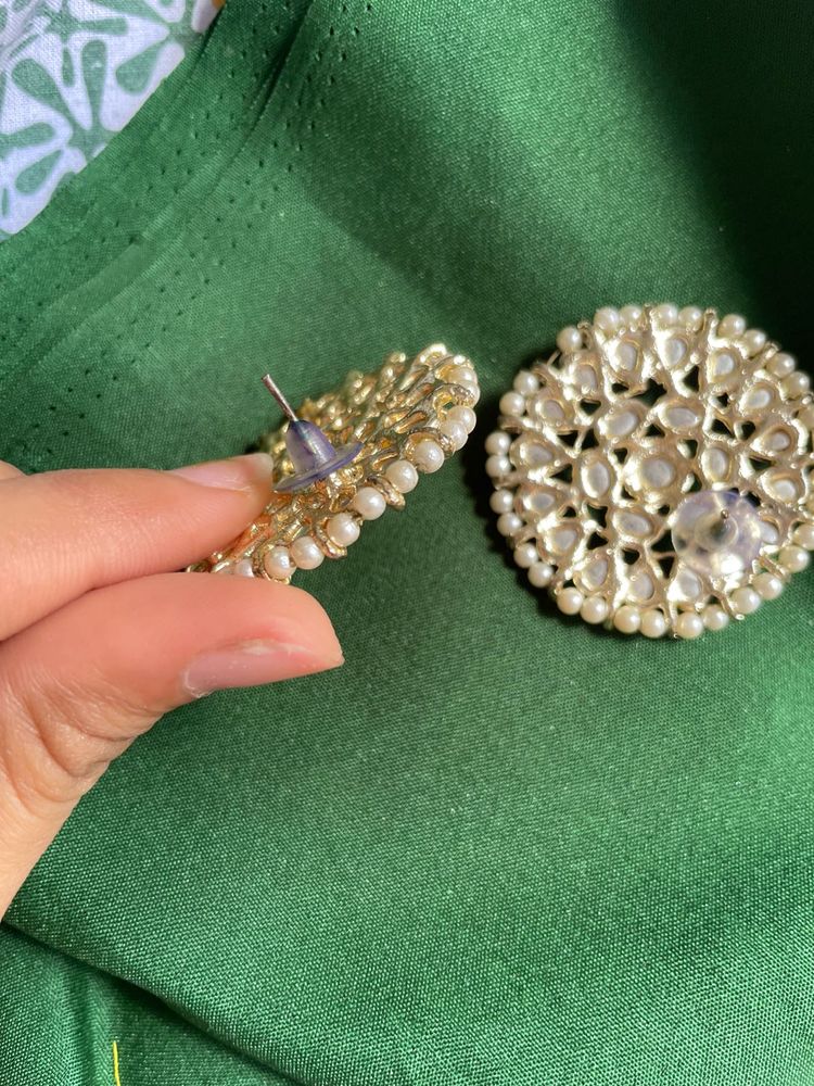 Elegant Pearl Stud Earrings