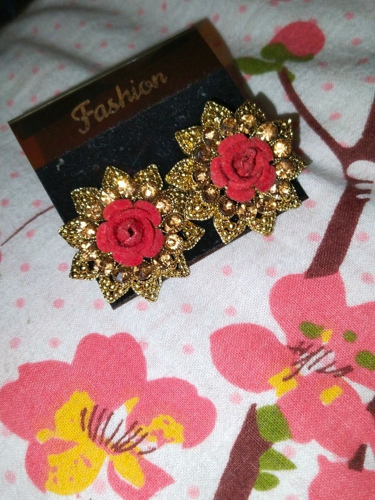Golden Rose Earring