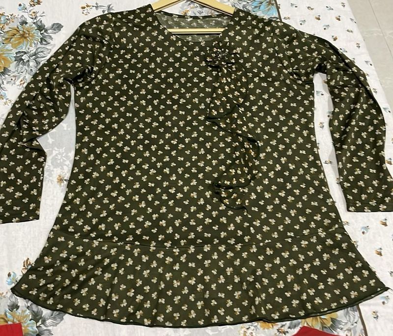 Women Semi Peplum Top