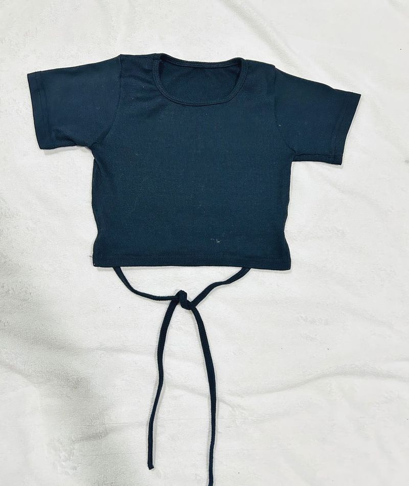 Black Backless Cropped Top