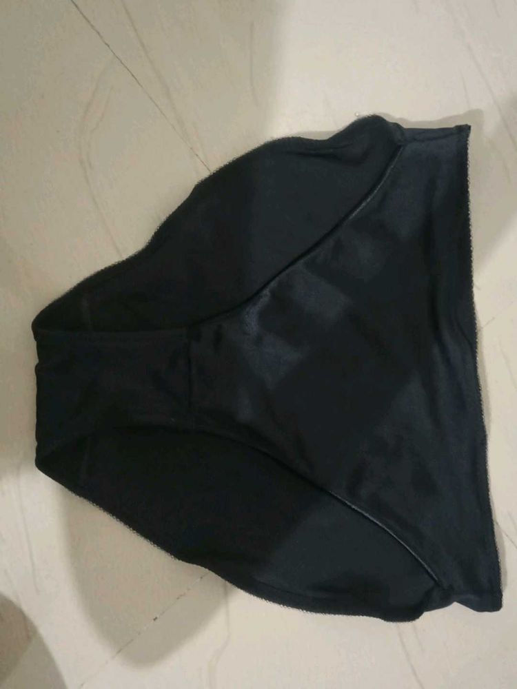 Black Briefs