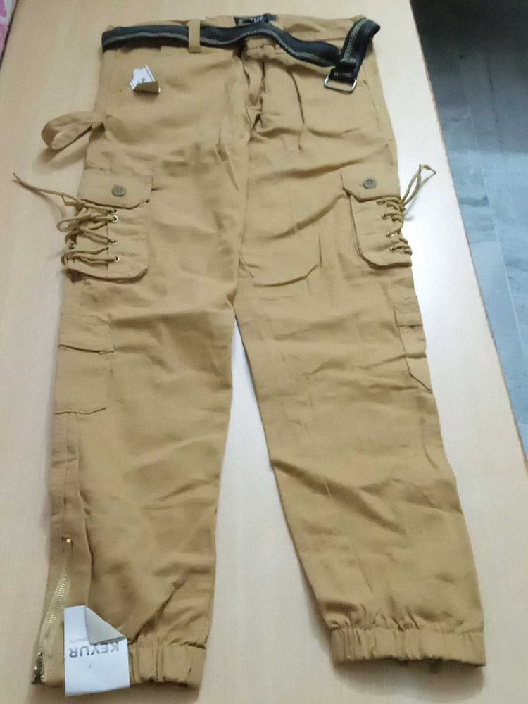 Men&#39;s  Khaki Cargo Pants