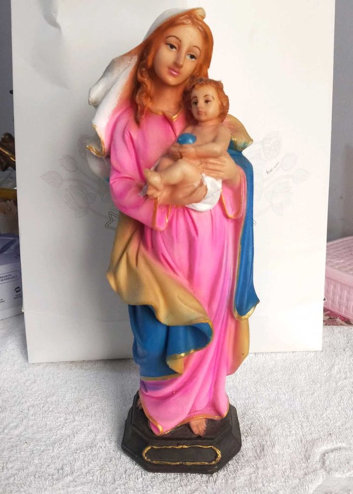 Virgin Mary Statue