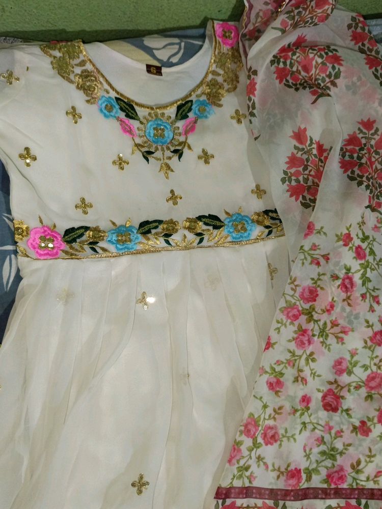 White Embroidered Salwar Kameez