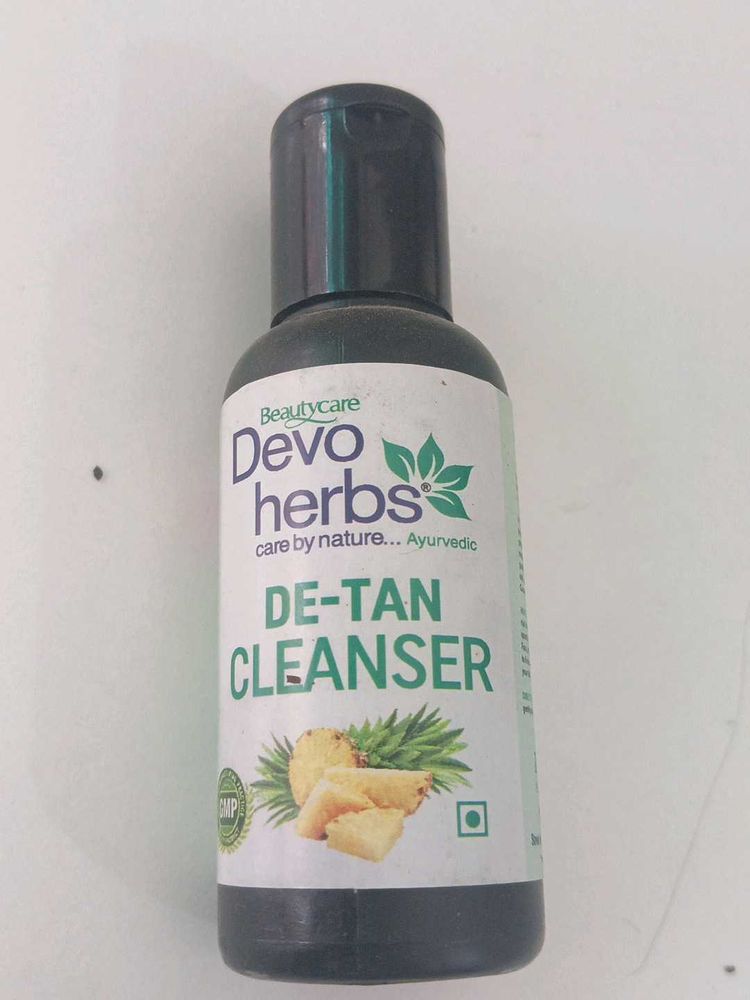 Devo Herbs De-Tan Cleanser