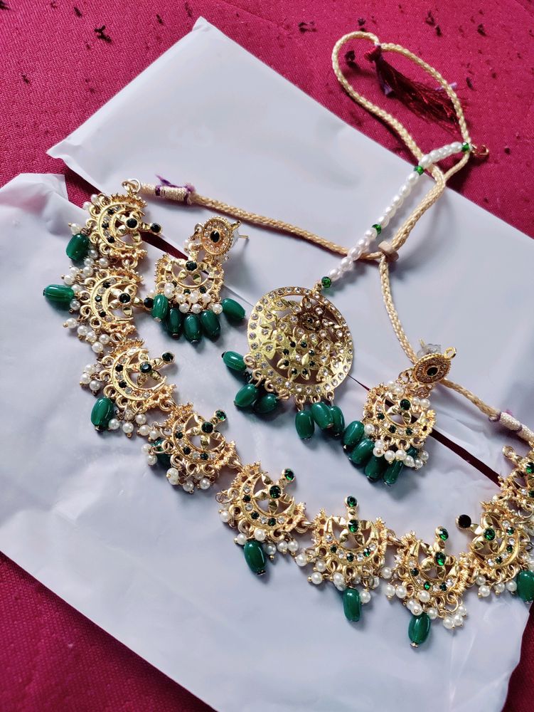 Women Choker Set