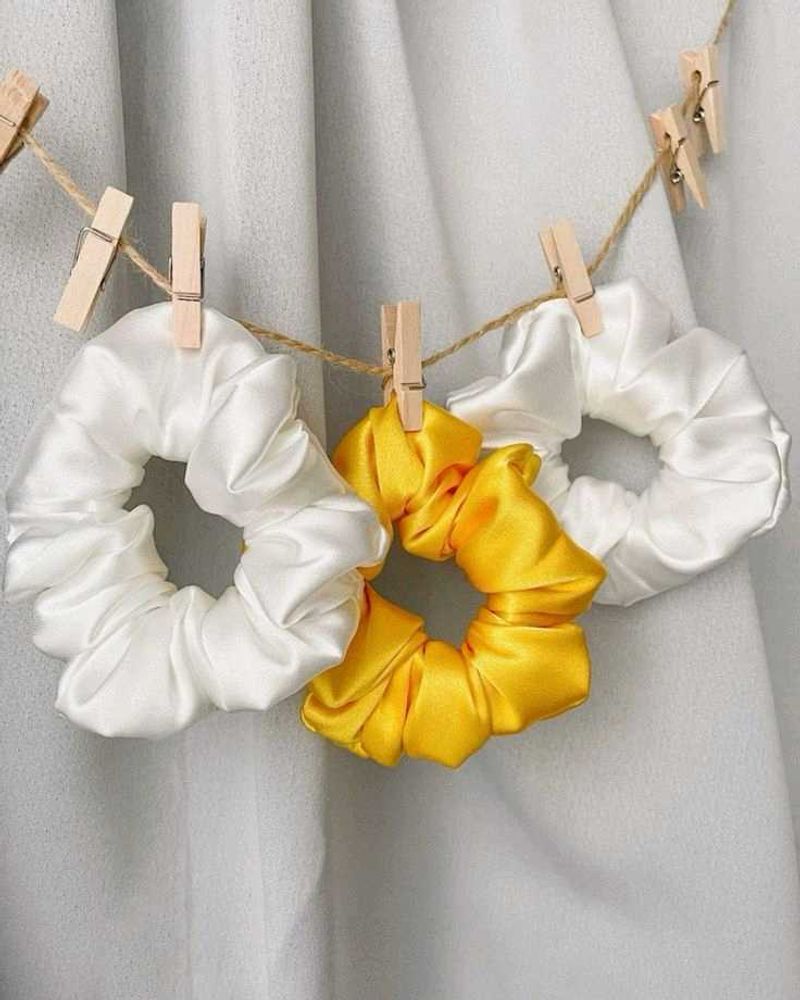 Silk Scrunchie Set