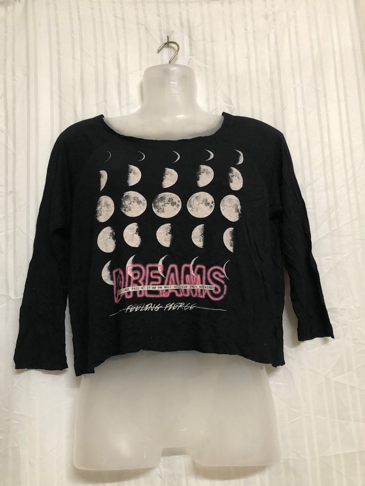 Strsdivarius Black Crop Top