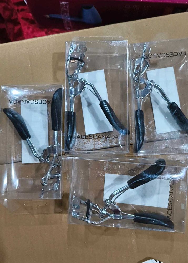 Faces Canada Eyelash Curlers