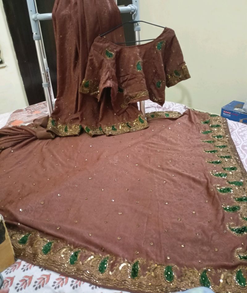 sale🔥 Designer Saree With Blouse 🔥