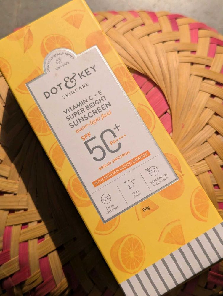 VITAMIN C + E SUPER BRIGHT SUNSCREEN