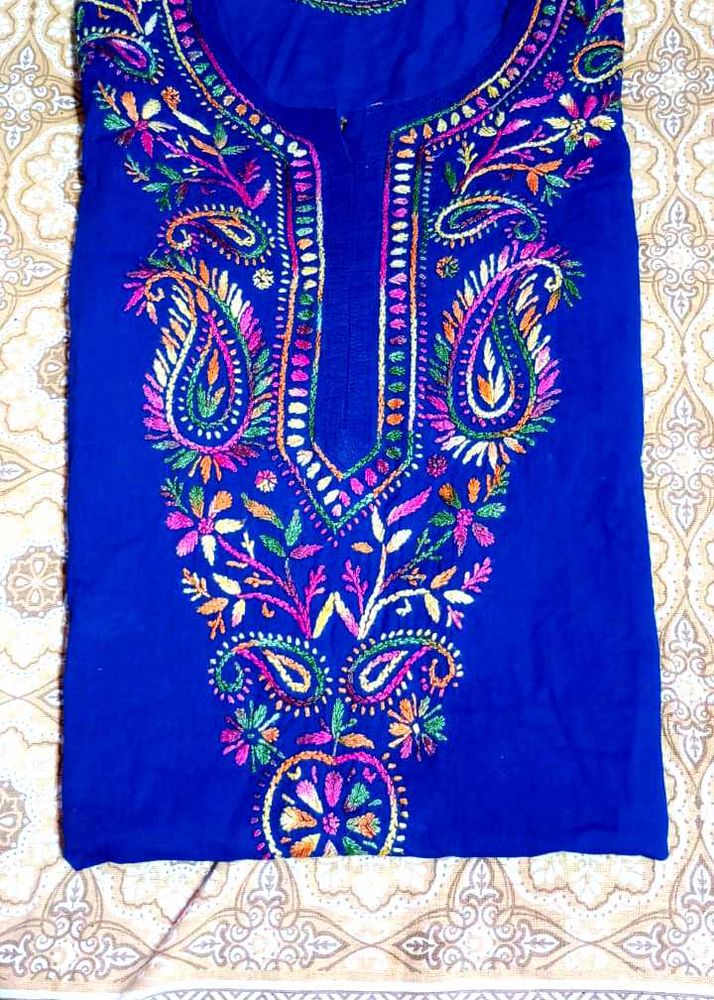 Chikenkari Kurti