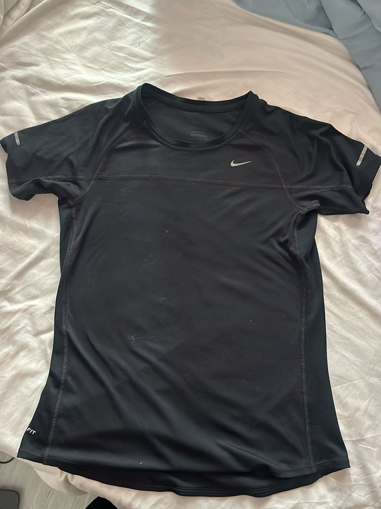 Nike Dri-FIT T-Shirt